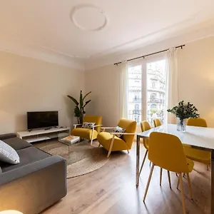  Apartment Ola Living Diagonal Ii
